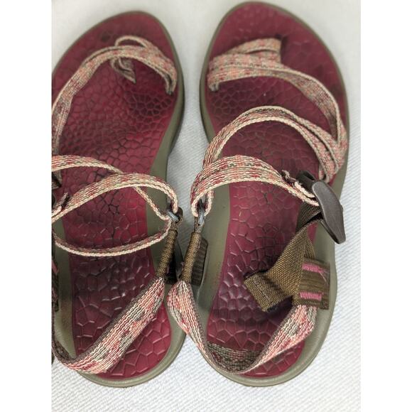 Chaco Fantasia Sandals Size 7 Cycloid Scale Strappy Toe Loop EcoTread Luvseat - Picture 6 of 7